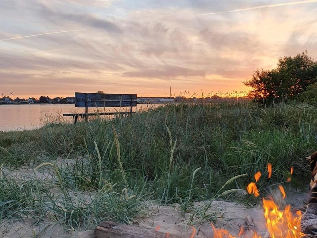 Ferienwohnung Sonnenaufgangsgenuss Harriersand Schwanewede Exterior foto